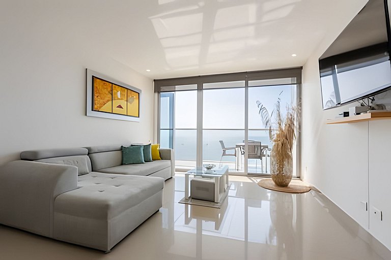 Sea View and Historic Center “Morros City” 2BR