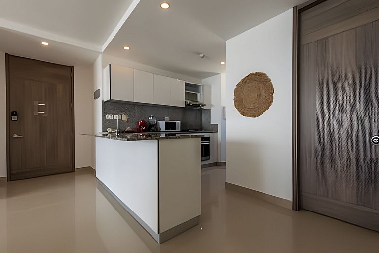 Sea View and Historic Center “Morros City” 2BR