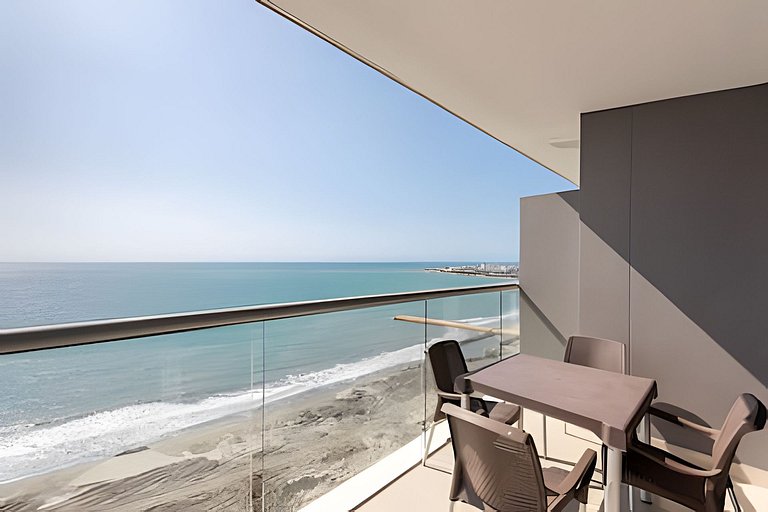 Sea View and Historic Center “Morros City” 2BR