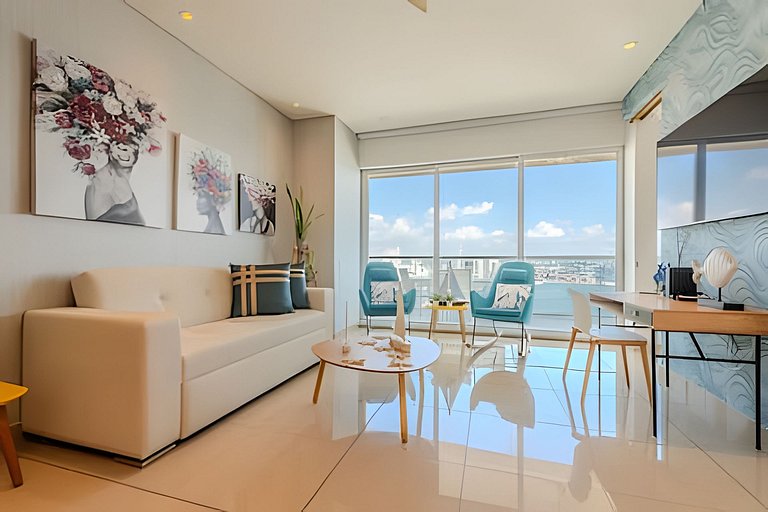 Modern H2/ 19th Sea Bay View & Historic Center
