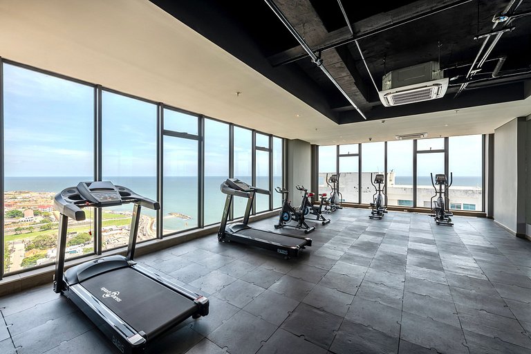 Oceanview 20th Fl/Rooftop Pool/Gym/Historic Center