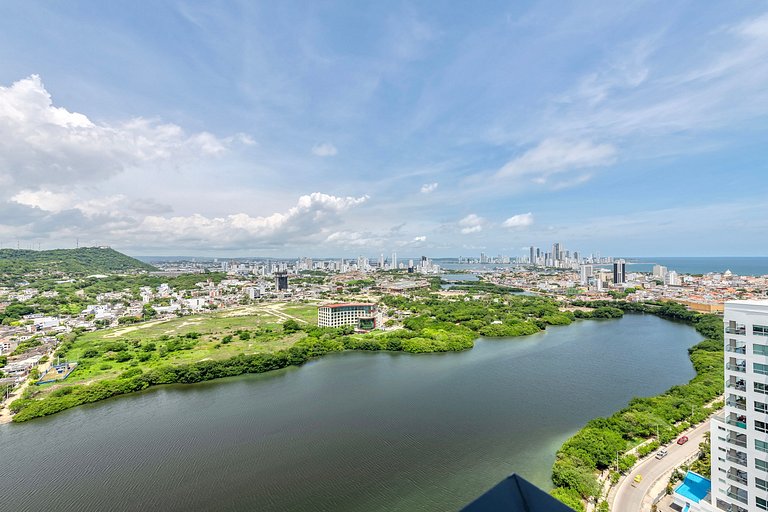 Oceanview 20th Fl/Rooftop Pool/Gym/Historic Center