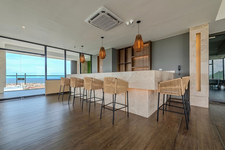 Oceanview 20th Fl/Rooftop Pool/Gym/Historic Center