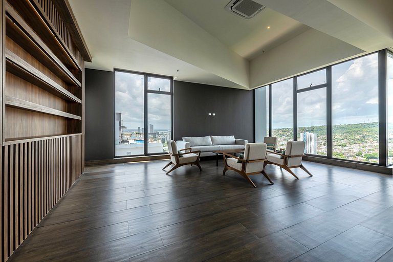 Oceanview 20th Fl/Rooftop Pool/Gym/Historic Center