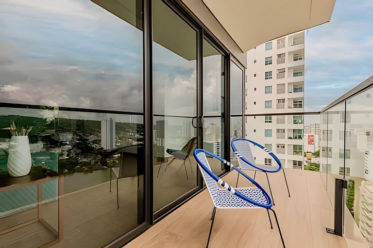 Modern 2BR Brand New/ Panoramic and Infinite Pool
