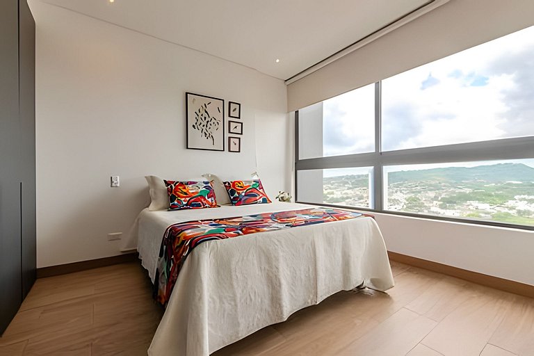 Modern 2BR Brand New/ Panoramic and Infinite Pool