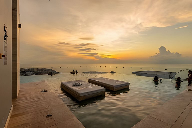 Modern 2BR Brand New/ Panoramic and Infinite Pool
