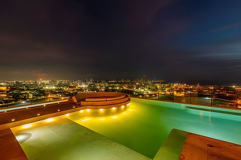Modern 2BR Brand New/ Panoramic and Infinite Pool