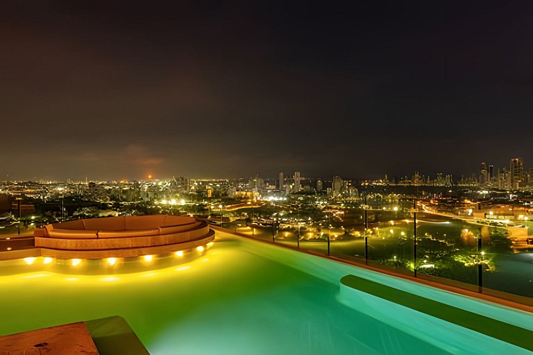 Modern 2BR Brand New/ Panoramic and Infinite Pool