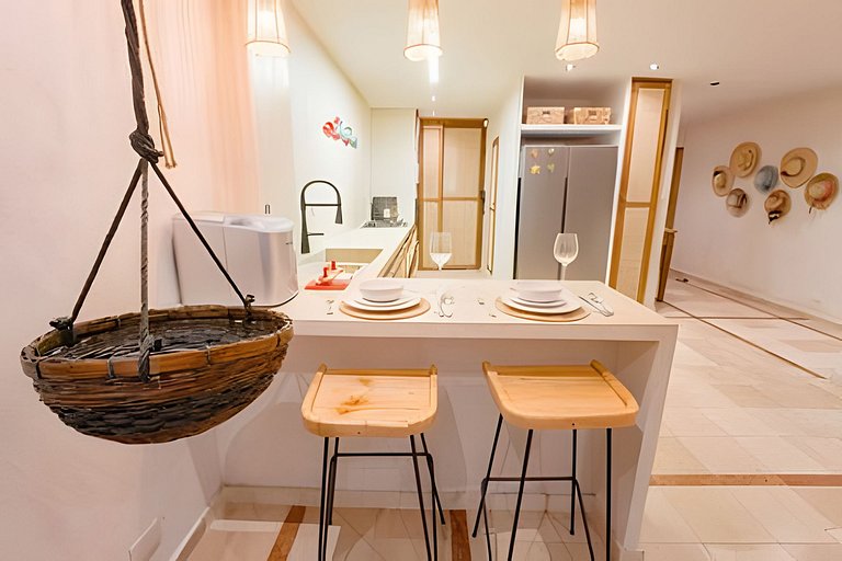 Modern Beachfront House | Cook & Daily Cleaning
