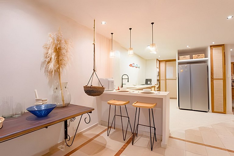 Modern Beachfront House | Cook & Daily Cleaning