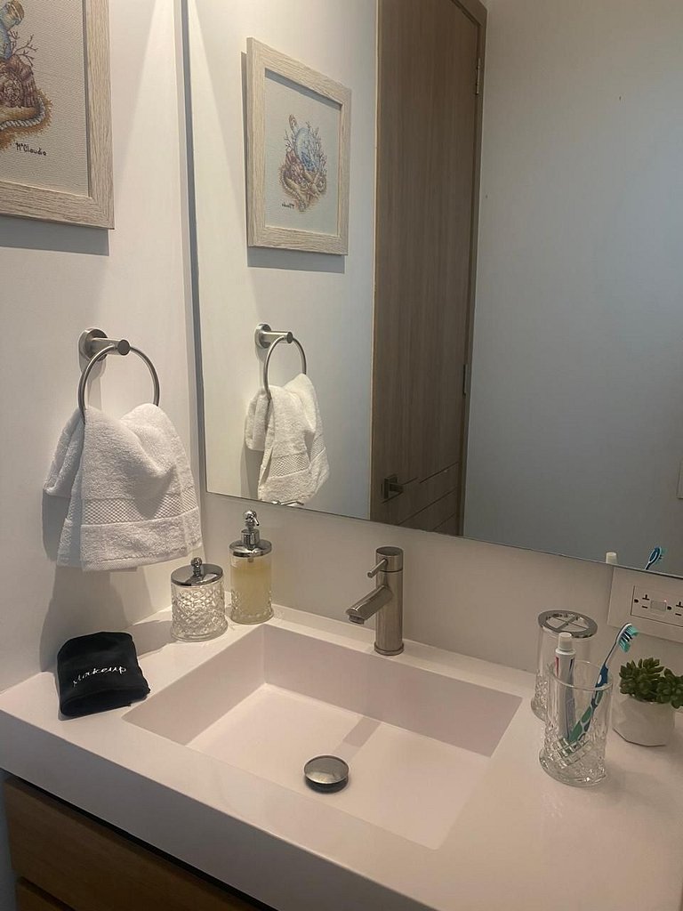 Mágico Oasis en Baia Kristal Vista a la Laguna 2BR