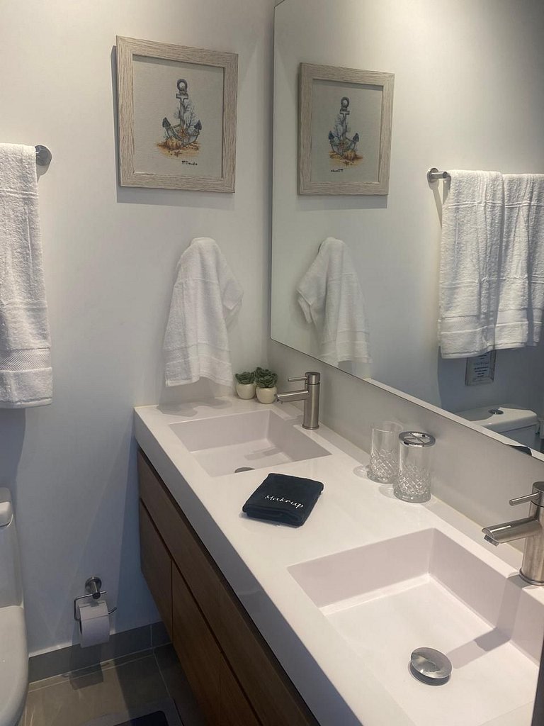 Mágico Oasis en Baia Kristal Vista a la Laguna 2BR