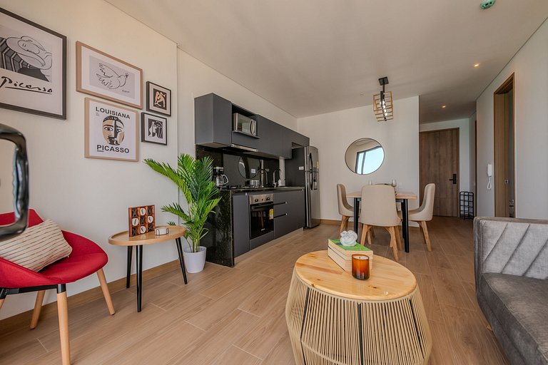 Luxurious and NEW, Ocean View and Historic Center