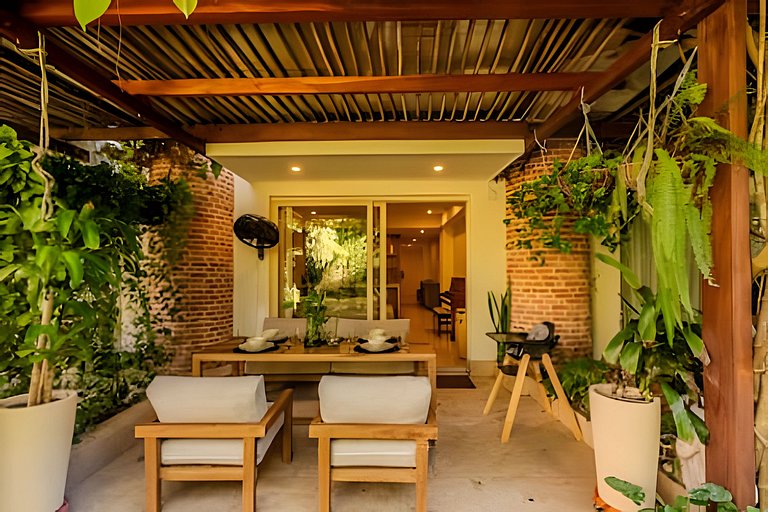 Colonial Elegance in Historic Center /Pool