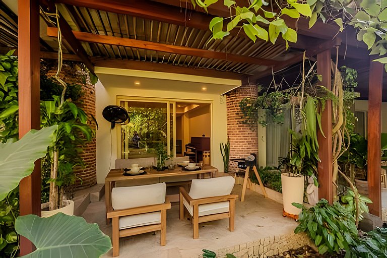 Colonial Elegance in Historic Center /Pool