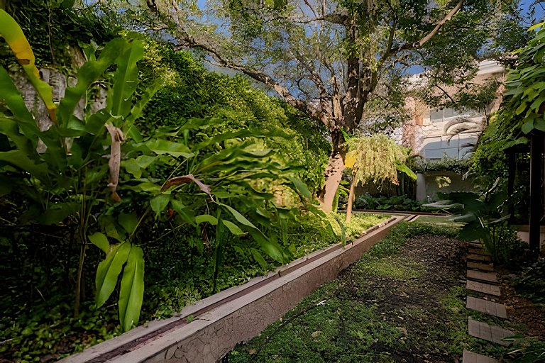 Colonial Elegance in Historic Center /Pool
