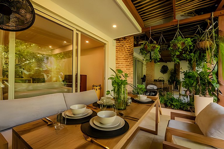 Colonial Elegance in Historic Center /Pool