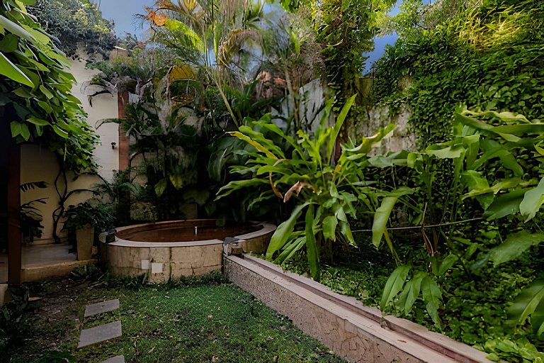 Colonial Elegance in Historic Center /Pool