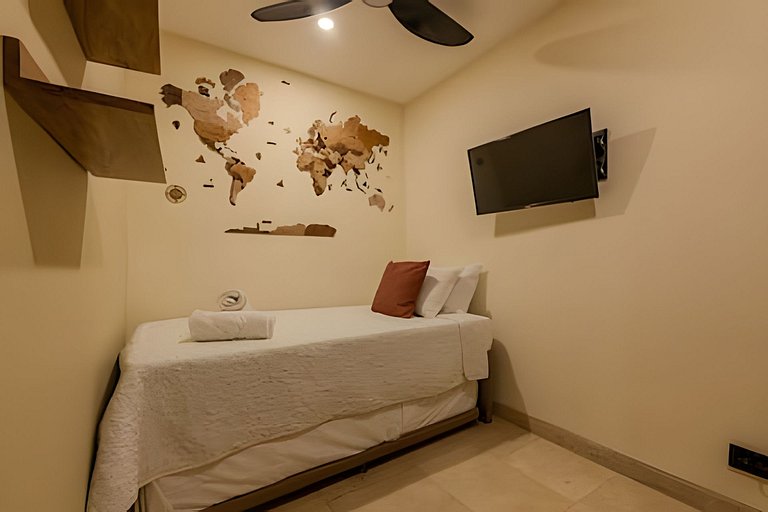 Colonial Elegance in Historic Center /Pool