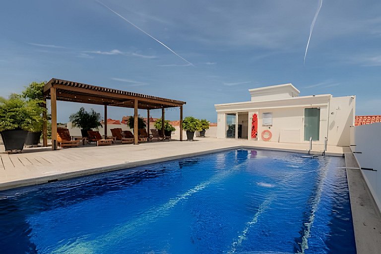 Colonial Elegance in Historic Center /Pool