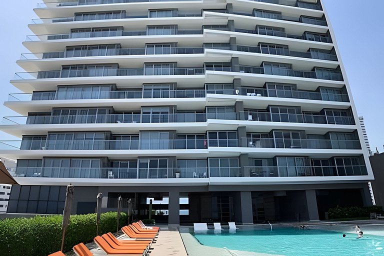 Exclusivo apartamento/ vista al mar/ piso 36