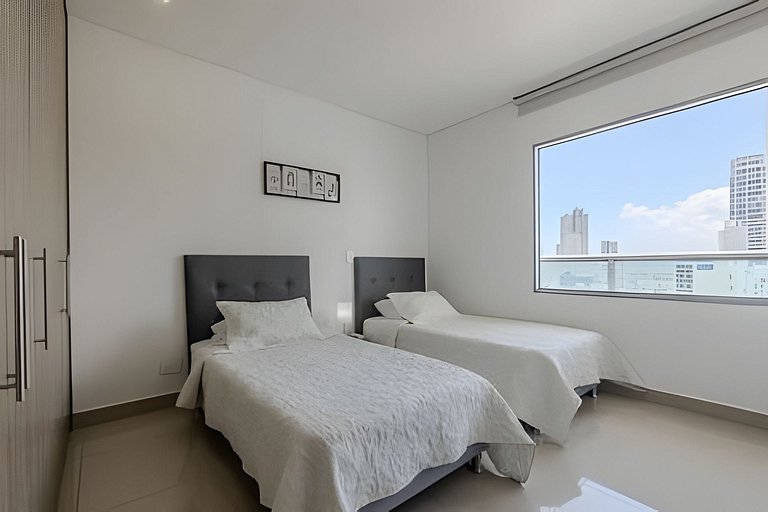 Exclusivo apartamento con vista a la bahía piso 22