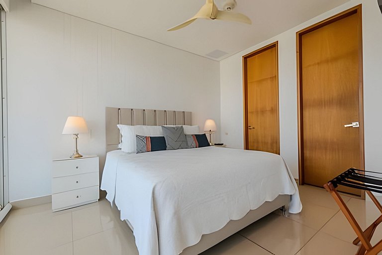 Luxury H2/ Piso 19/ Sea Bay View & Historic Center