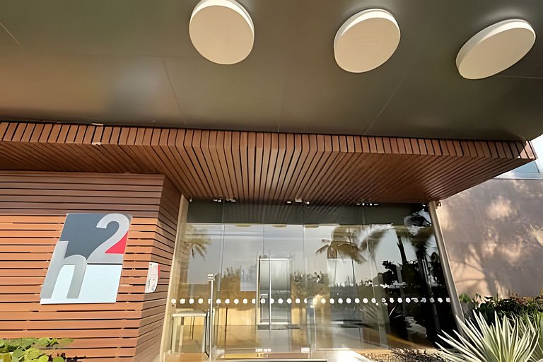Luxury H2/ Piso 19/ Sea Bay View & Historic Center