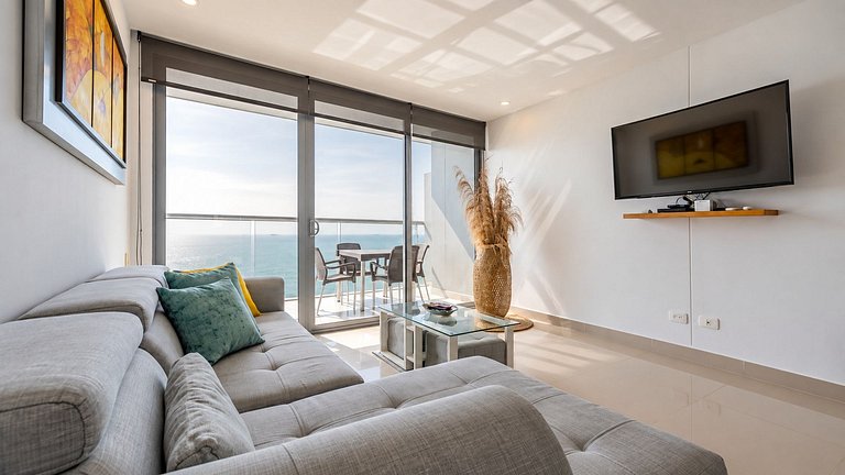 Sea View and Historic Center “Morros City” 2BR
