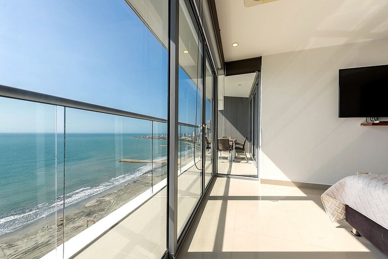 Sea View and Historic Center “Morros City” 2BR