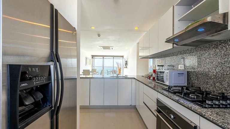Sea View and Historic Center “Morros City” 2BR