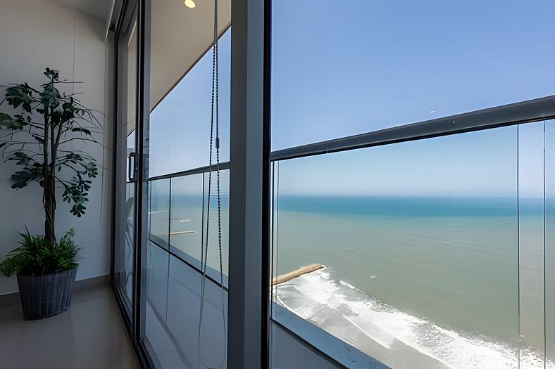 Awesome Oceanfront “Morros City” 29th floor 2R/3BR