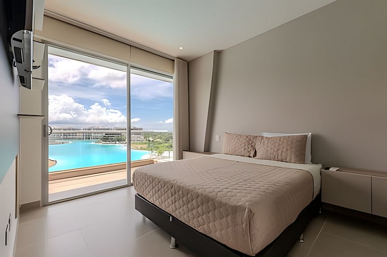 Luxurious Brand New/ Oasis Laguna Cristalina 2BR