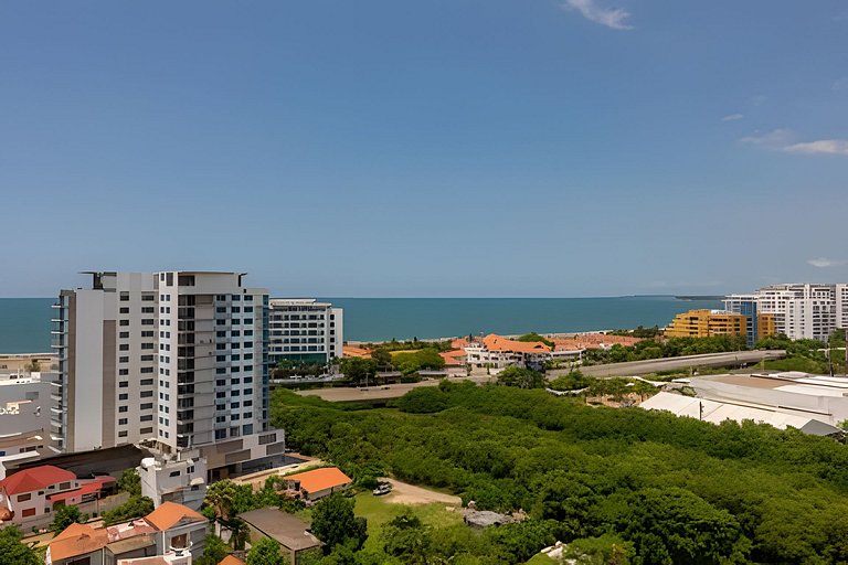 Luxury 2BR Jacuzzi Sea View 14th Floor