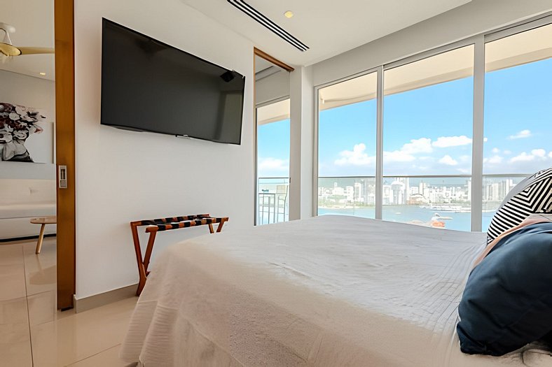 Luxury H2 piso 19 / Sea Bay View & Historic Center