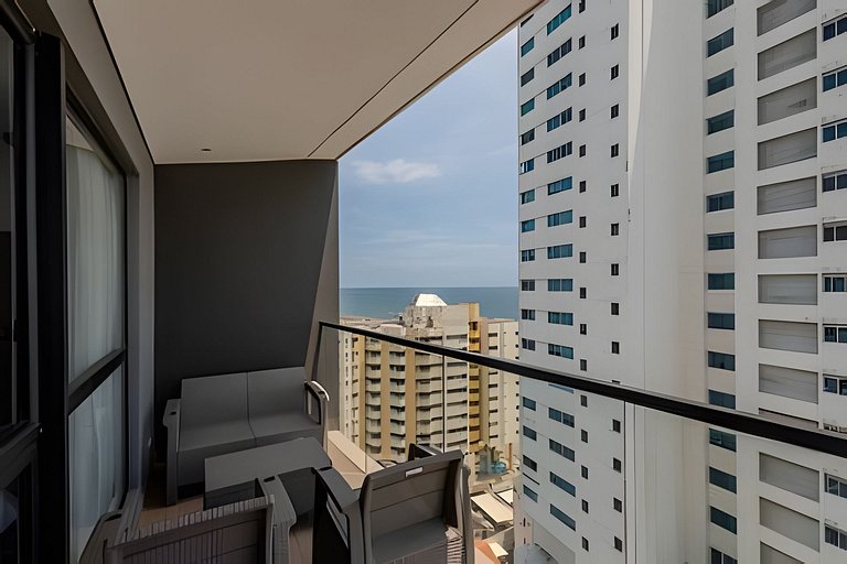 New Apt Beautiful Sea View and Walled City 2BR