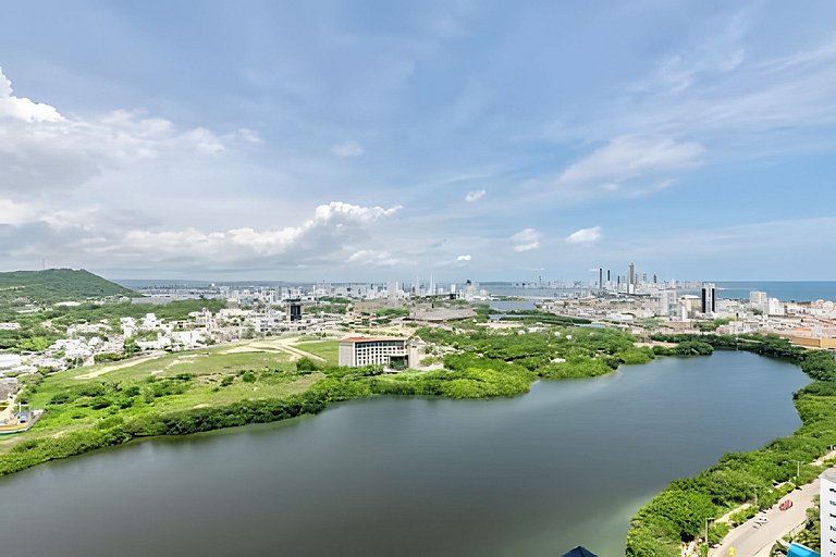 NEW Panoramic view, Infinite Pool/Historic Center