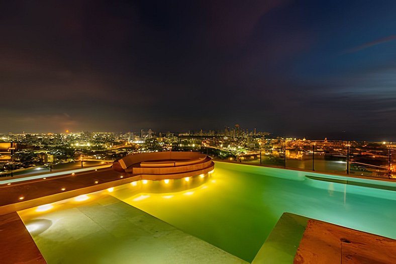 NEW Panoramic view, Infinite Pool/Historic Center